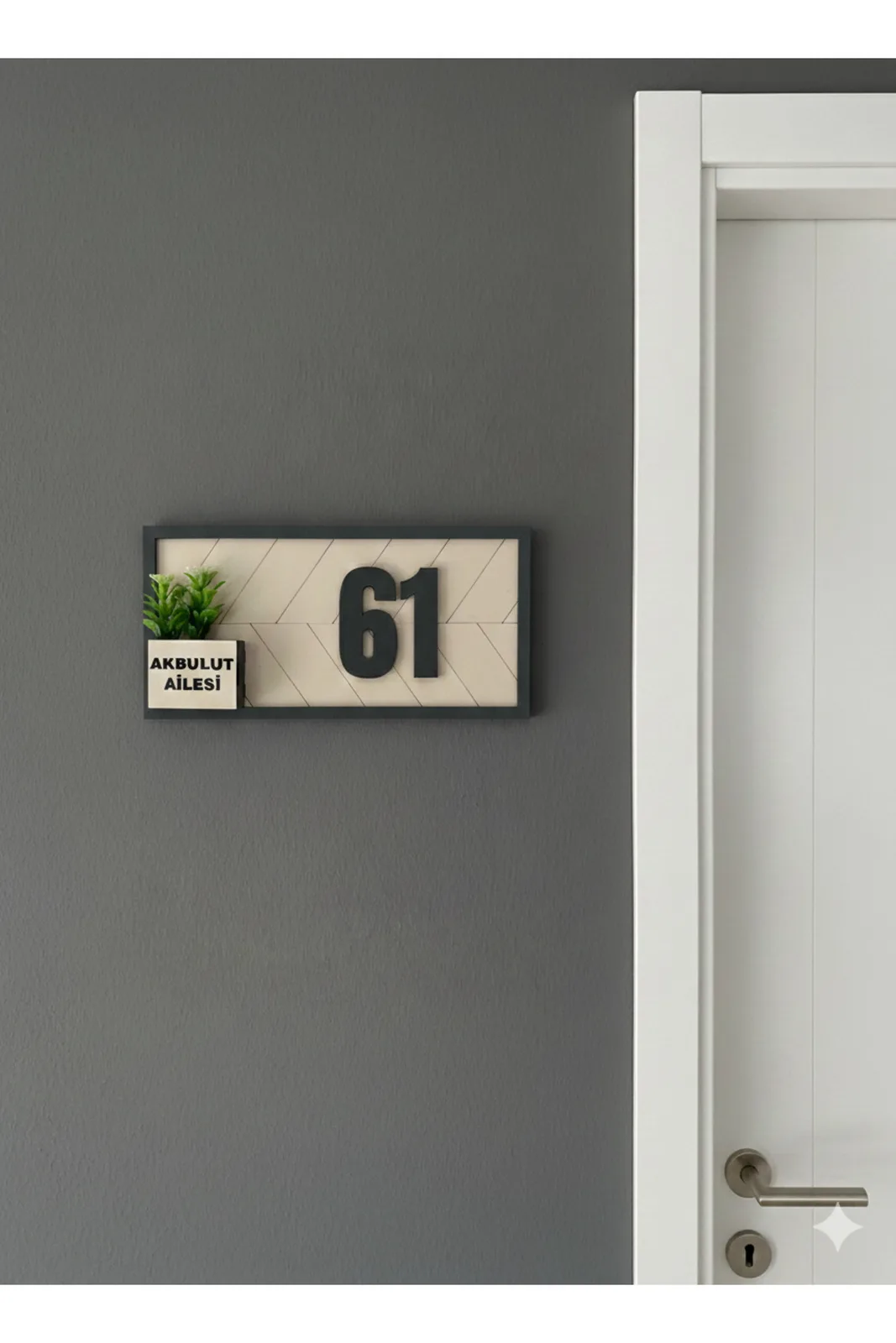 Kişiye Özel Bej Antrsit Kapı Süsü Kapı Numarası 30x15cm — Detay